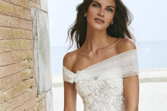 abito sposa in pizzo arabesque con microricamo a sirena